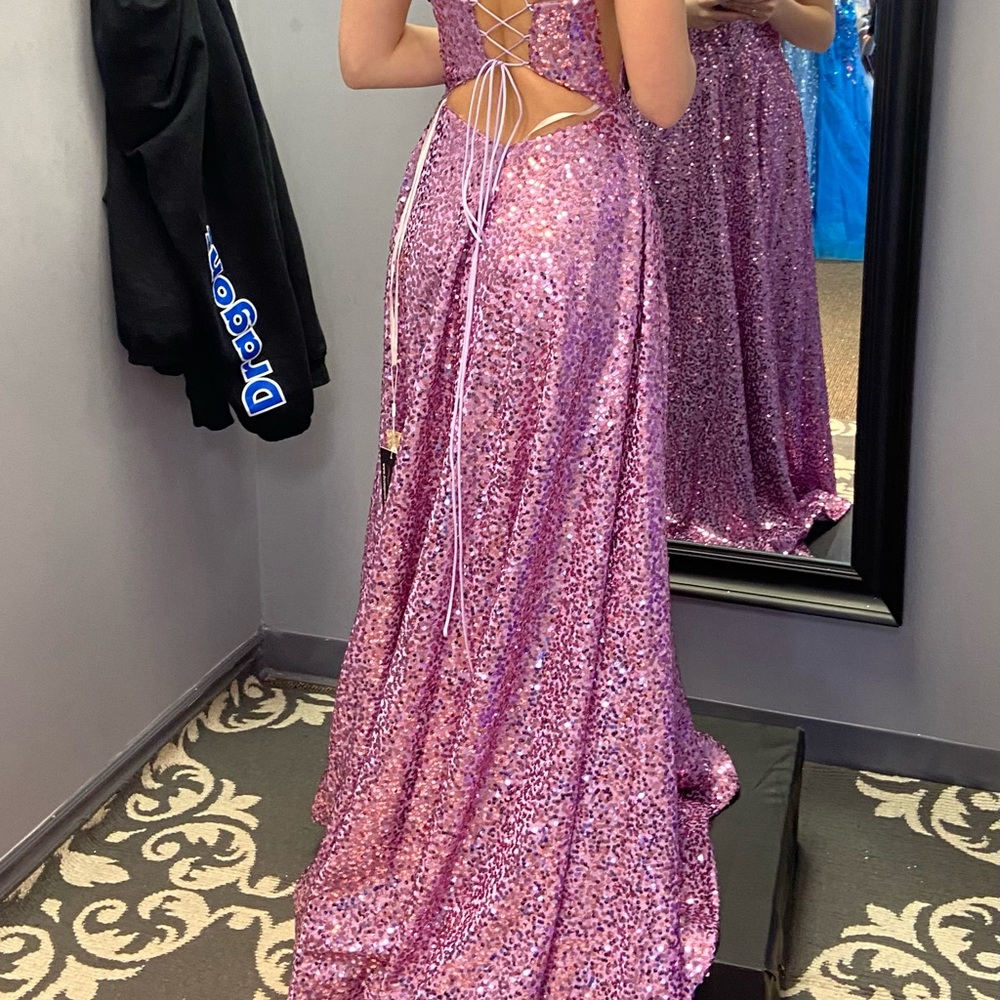 Prom Dress - Picture 4 of 7